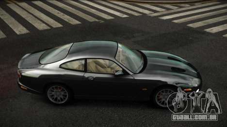 Jaguar XKR Liqin para GTA 4