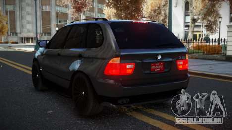 BMW X5 Sovu para GTA 4