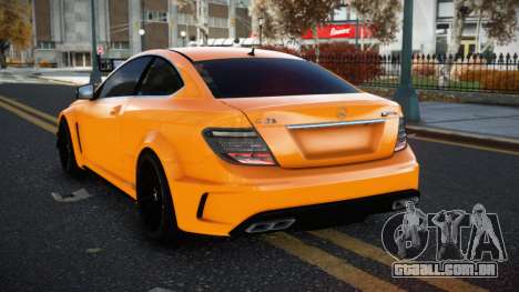 Mercedes-Benz C63 AMG Cupbexe para GTA 4