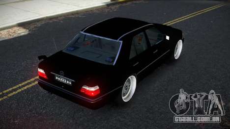 Mercedes-Benz E500 Nasodike para GTA 4