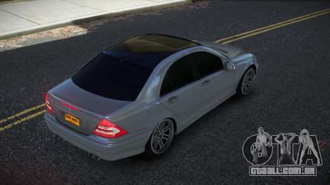Mercedes-Benz C32 AMG Yoyga para GTA 4