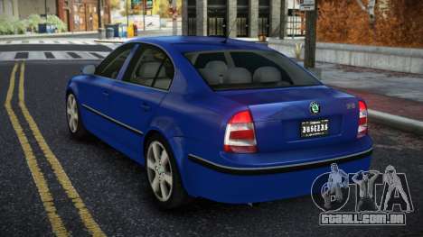 Skoda Superb Pisri para GTA 4