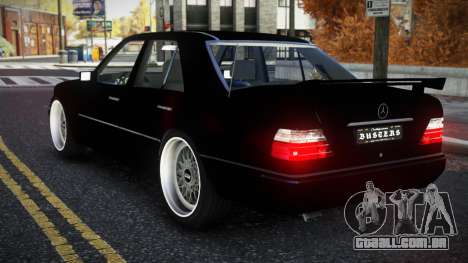 Mercedes-Benz E500 Nasodike para GTA 4