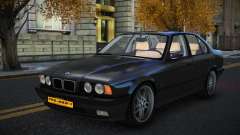BMW M5 E34 Titigesil para GTA 4