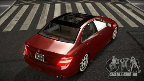 Mercedes-Benz C350 Nejiweca para GTA 4