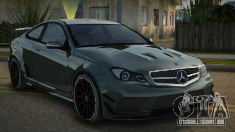 Mercedes-Benz C63 AMG Llderdan para GTA San Andreas
