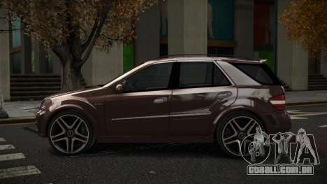 Mercedes-Benz ML63 AMG Rihjic para GTA 4