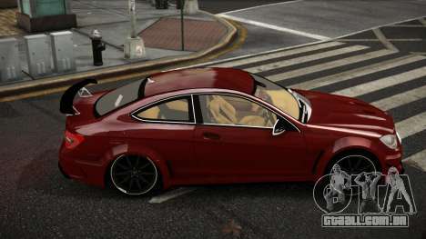 Mercedes-Benz C63 AMG Teni para GTA 4
