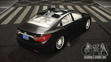 Hyundai Sonata Nuyahi para GTA 4