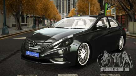 Hyundai Sonata Nuyahi para GTA 4