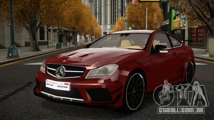 Mercedes-Benz C63 AMG Teni para GTA 4