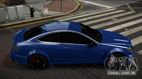 Mercedes-Benz C63 AMG Zugu para GTA 4
