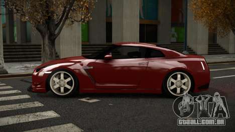 Nissan GT-R Jerami para GTA 4