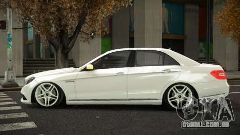 Mercedes-Benz E63 AMG Sujjif para GTA 4