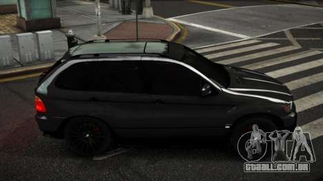 BMW X5 Wajwi para GTA 4