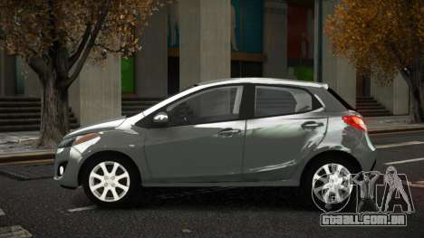 Mazda 2 Qaaqa para GTA 4