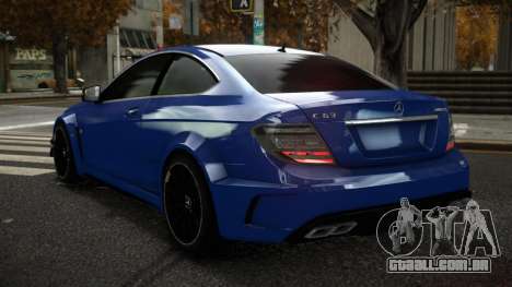 Mercedes-Benz C63 AMG Zugu para GTA 4