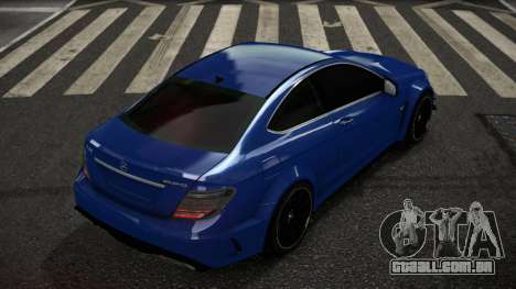 Mercedes-Benz C63 AMG Zugu para GTA 4