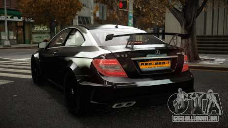 Mercedes-Benz C63 AMG Ladezoze para GTA 4