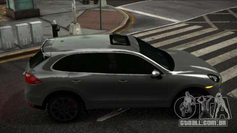 Porsche Cayenne Qefemi para GTA 4