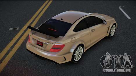 Mercedes-Benz C63 Bejukel para GTA 4