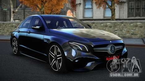 Mercedes-Benz E63 AMG Pagetine para GTA 4