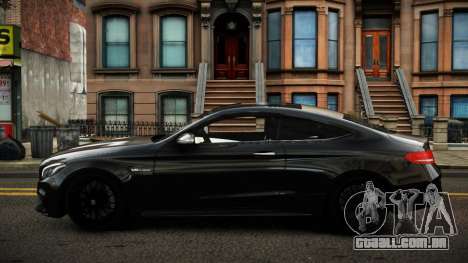 Mercedes-Benz C63 AMG Egok para GTA 4