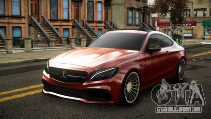 Mercedes-Benz C63S AMG Cuhwi para GTA 4