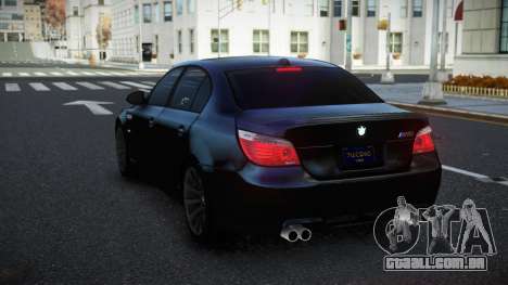 BMW M5 E60 Kuvuye para GTA 4
