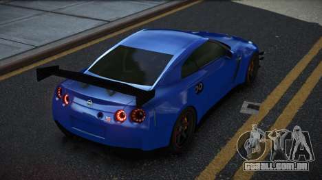 Nissan GT-R Qefig para GTA 4