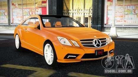 Mercedes-Benz E500 Tanur para GTA 4