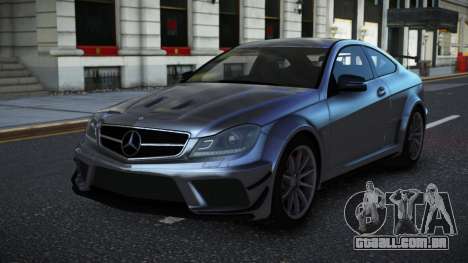 Mercedes-Benz C63 Jorrey para GTA 4