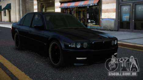 BMW 750i Siphenuru para GTA 4