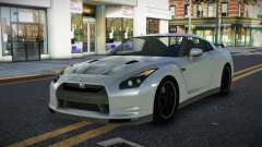 Nissan GT-R Qasowoy