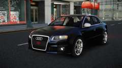 Audi RS4 Viqazeqa