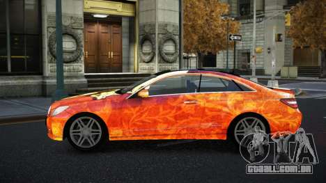 Mercedes-Benz E500 Mazorin S2 para GTA 4