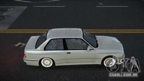 BMW M3 E30 Punekis para GTA 4
