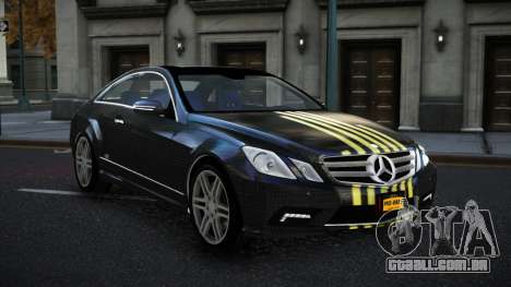 Mercedes-Benz E500 Mazorin S11 para GTA 4