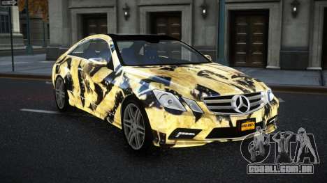 Mercedes-Benz E500 Mazorin S8 para GTA 4