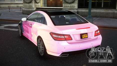 Mercedes-Benz E500 Mazorin S3 para GTA 4