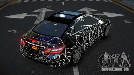 Mercedes-Benz E500 Mazorin S5 para GTA 4