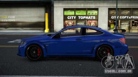 Mercedes-Benz C63 AMG Juvhoyas para GTA 4