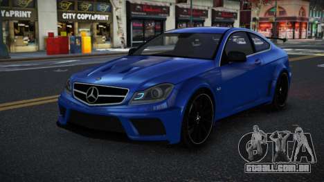 Mercedes-Benz C63 AMG Juvhoyas para GTA 4