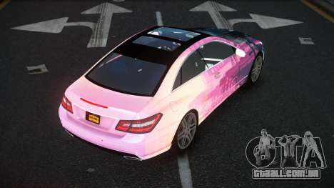 Mercedes-Benz E500 Mazorin S3 para GTA 4