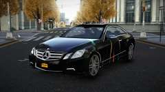 Mercedes-Benz E500 Mazorin S12 para GTA 4