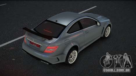Mercedes-Benz C63 AMG Owan para GTA 4