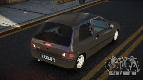 Renault Clio Robbahaqi para GTA 4
