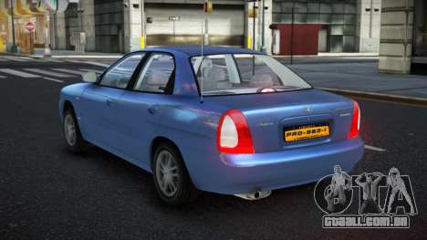 Daewoo Nubira Suctok para GTA 4