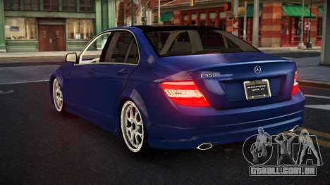 Mercedes-Benz C350 Puvlo para GTA 4