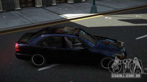Mercedes-Benz C180 Ruru para GTA 4